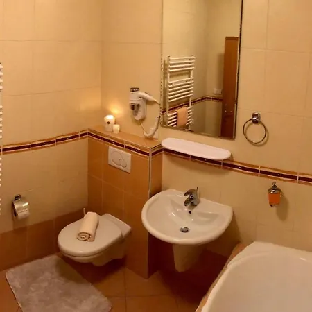 Kolonada アパート *